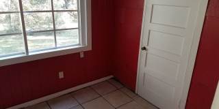 3 bed 1 bath for rent Gallery 4