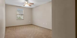 Marble Cliff Commons Gallery 80