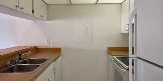 Quaint and Cozy 2-Bed 2- Bath 2nd Floor Condo – The Perfect Blend of Comfort and Style! Gallery 7