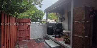 1008 N 18th Ct Gallery 21