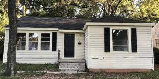 231 E Slattery Boulevard Gallery 1