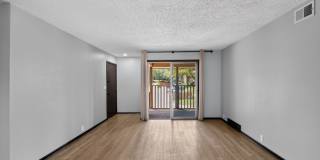 Charming 2BR Condo in Kansas City Charming 2BR Condo in Kansas City Gallery 1