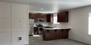 C221-Daybreak Gardens Apartments Gallery 16