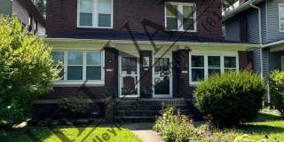 427 Washington Ave Gallery 1