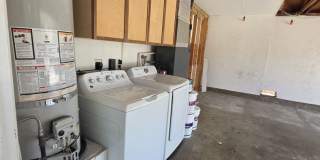 Welcome to your future home! Beautiful 3-bedroom, 2-bathroom house - Don't Miss out Gallery 29