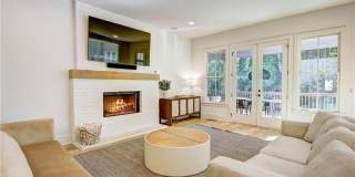 1268 Hayes Drive SE Gallery 11