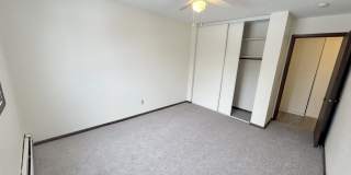 956 Place Apartments Gallery 13