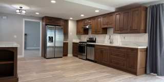 Absolutely gorgeous 3 bedroom 2 bath house Gallery 16