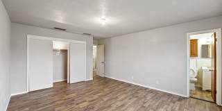 1401 E 18th St Gallery 15