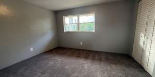 Beautiful 2 Bed 1.5 Bath Townhome AVAILABLE IMMEDIATELY! Gallery 13