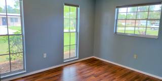 Cute Annual Single Family Home – Near Shamrock Park and South Venice Ferry and Boat launch! Gallery 28