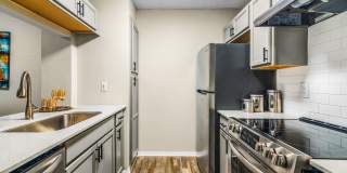 Holbrook Apartment Homes Gallery 15