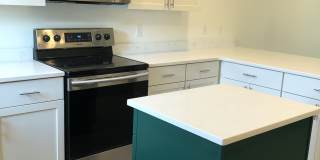 1625 Monroe Avenue # 2 - 2 Gallery 15