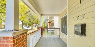 635 E Henry St Gallery 23