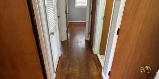 3 bedroom house in Fulton Hill! Laundry, Central HVAC All electric, big fenced yard, hardwoods Gallery 24