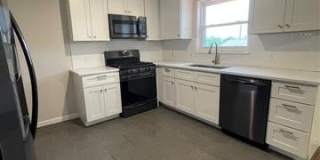 4647 S Winston Avenue Gallery 22