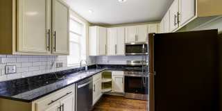 Large 6 BR 4.5 Bath Townhome in Columbia Heights Gallery 16