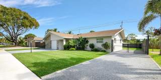 702 Grove Street Gallery 1