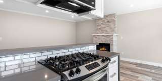 1249 South Bundy Gallery 6