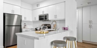 The Elinor Gallery 40