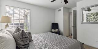 Vintage at 18th Street Gallery 86