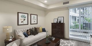 eaves Warner Center Gallery 15