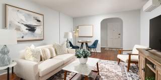 The Wynnewood Gallery 22