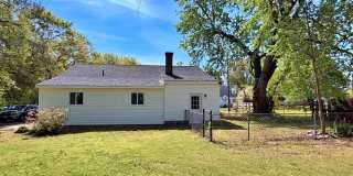 Rancher with Large Back Yard! Gallery 4