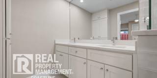 Luxurious Fully Renovated 2 Bed/2Bath Condo Gallery 19