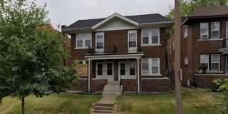 5042 Pernod Avenue Gallery 1