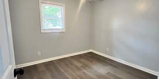 Charming Single-Family Home with Fenced in Backyard! Gallery 9