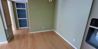 Gated Condo Off of Oltorf with Extra Large Private Balcony Gated Condo Off of Oltorf with Extra Large Private Balcony Gallery 7