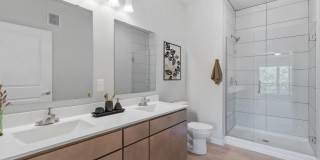 The Aurilla Gallery 22