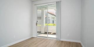 Vista Del Lago Gallery 44