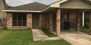 CUTE 3 BEDROOM 2 BATH! WITH A LARGE BACK YARD! Gallery 1
