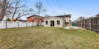 Miller Beach Living FREE Application Fee ! Gallery 23