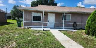 Cute 2/1 fenced duplex Gallery 1