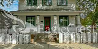 Downtown Walla Walla 4 Bedroom Farmhouse with Modern Comforts Gallery 1