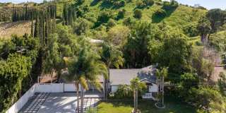 New Price: $6,800/month — Furnished Shadow Hills Retreat with Utilities Included & Exclusive Private Hill Access New Price: $6,800/month — Furnished Shadow Hills Retreat with Utilities Included & Exclusive Private Hill Access Gallery 1