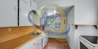 Available Now! 2 beds with Garage! Gallery 6