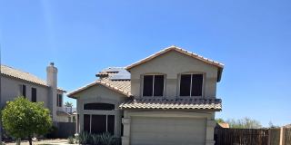 1734 E PONTIAC Drive Gallery 1
