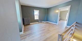 Spacious 3 Bedroom 2nd/3rd Floor Apartment in York City Gallery 10