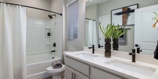 River Oaks Landing Gallery 31