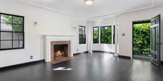 508 North San Vicente Boulevard Gallery 1
