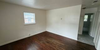 Cozy Two Bedroom Home! Cozy Two Bedroom Home! Gallery 3