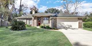 Great 4 bedroom/ 2 bathroom home in Eagle Harbor Gallery 1