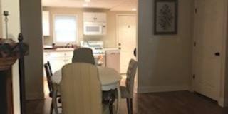 Beautiful Mt Washington 2 Bed Townhouse Available in June! Gallery 5