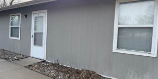 2 Bedroom Duplex Near City Park – Alley Access  Off-Street Parking Gallery 1