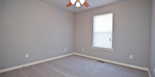 4 Bed 4.5 Bath Townhouse just mins away from the University! Gallery 18