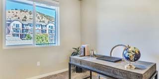 Outlook at Pilot Butte Gallery 10